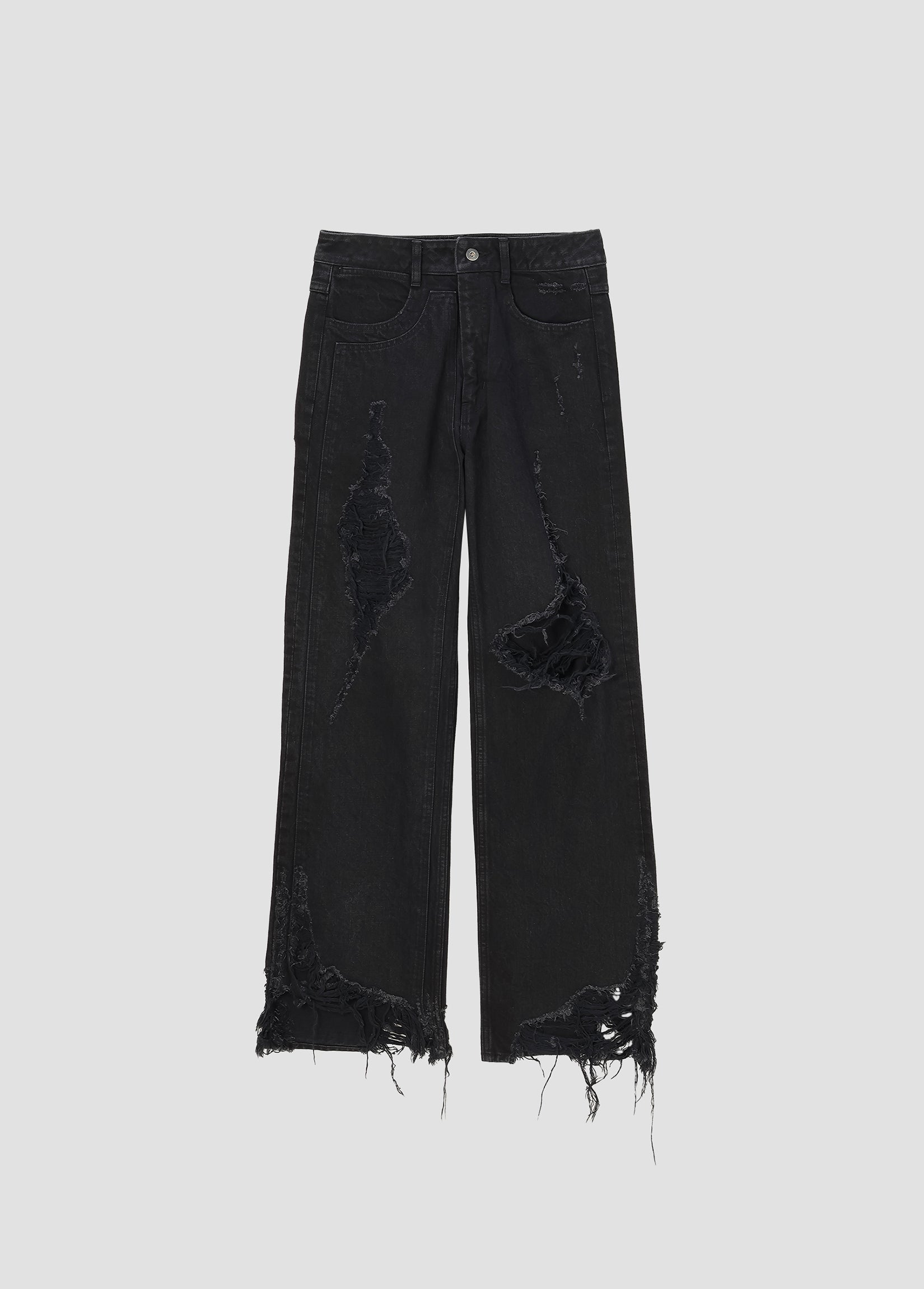 DISTRESSED JEANS