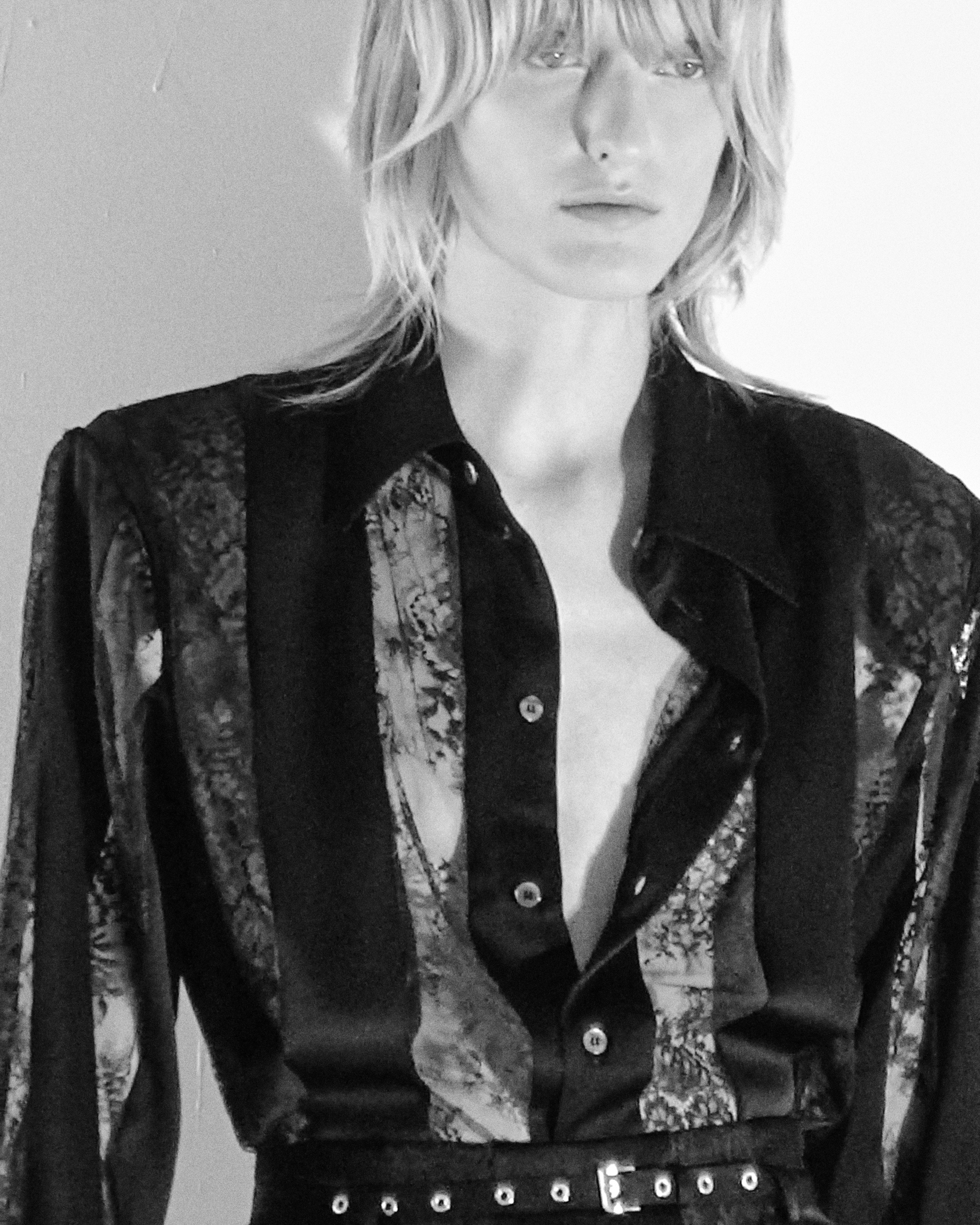 STRIPED LACE SATIN SHIRT