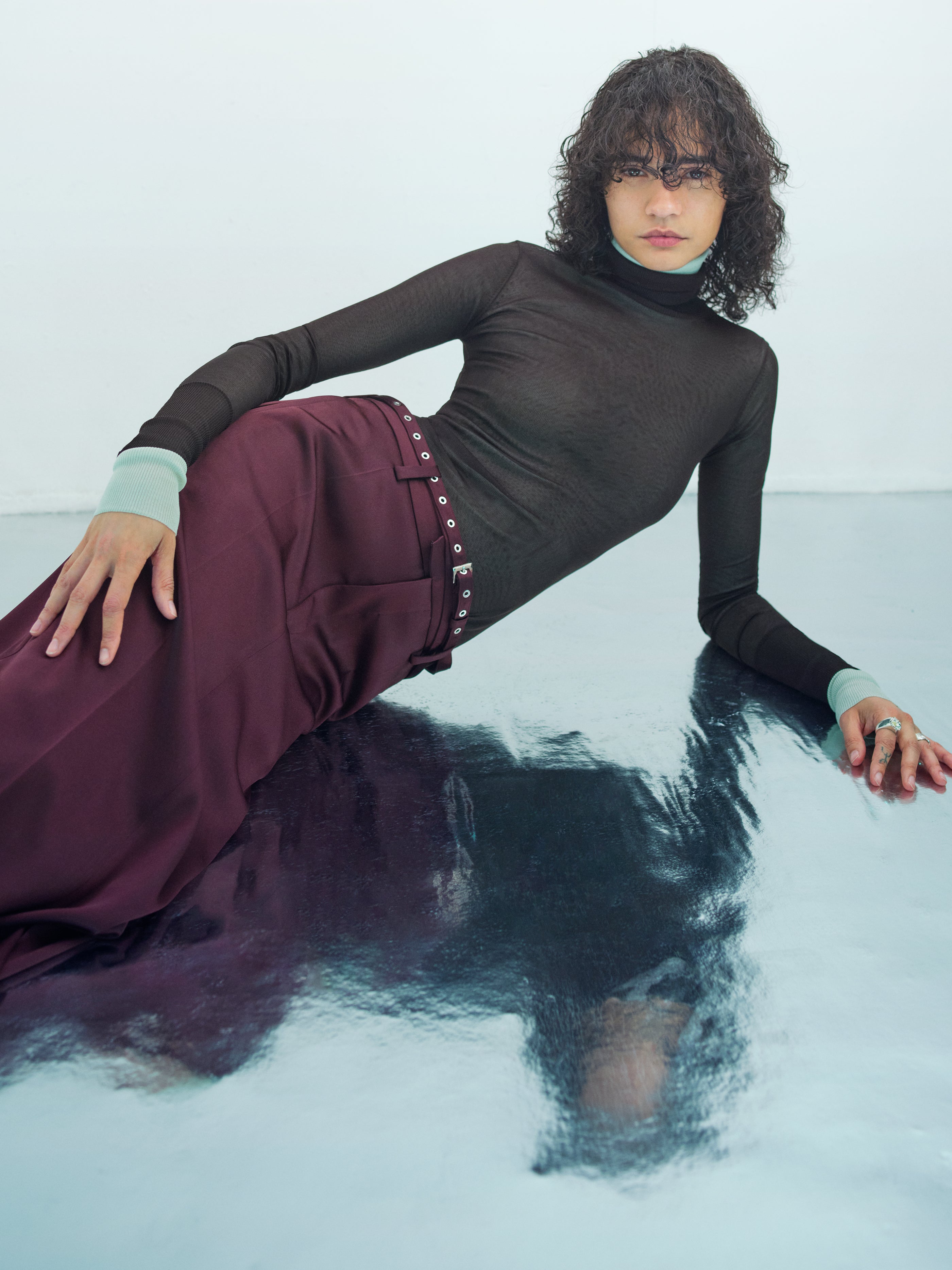 SHEER KNIT TURTLENECK