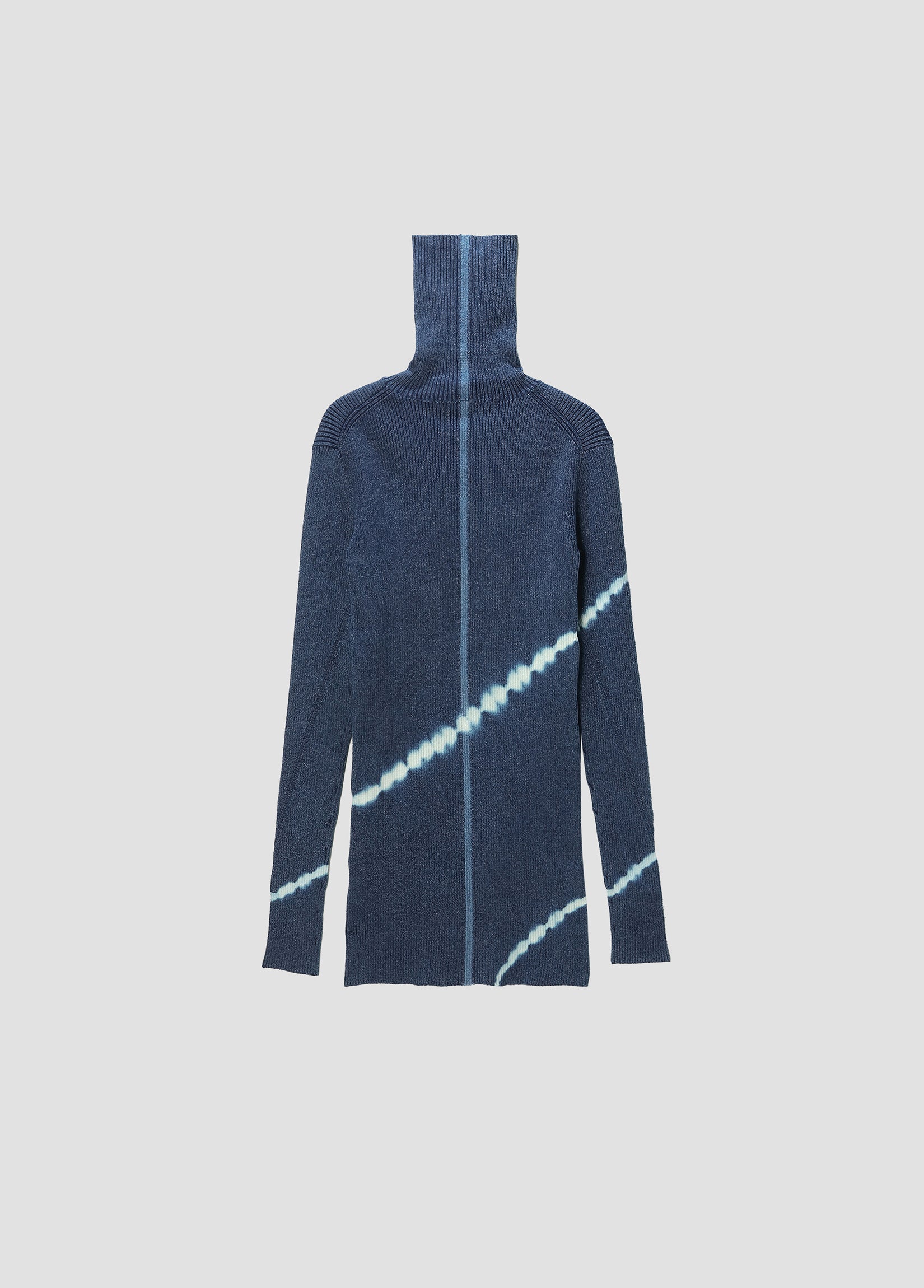 SHIBORI RIBBED KNIT TURTLENECK